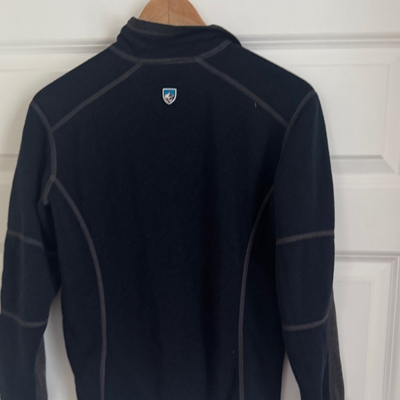 Kuhl Two-Tone Black and Gray Pullover - Picture 7 of 8